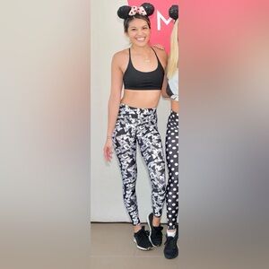 Terez Disney Minnie Mouse w/Bow Black and Gray Leggings, size M.